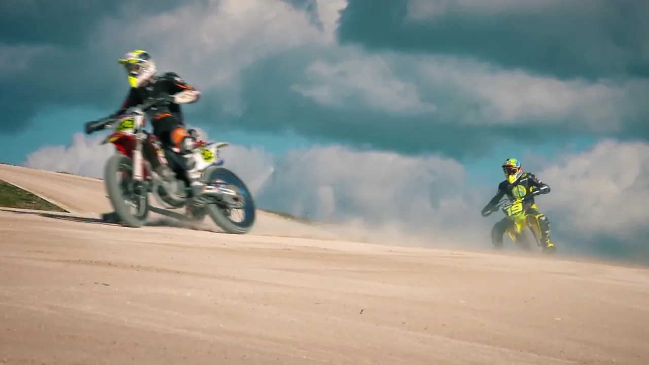Oakley CantStop Racing still 1